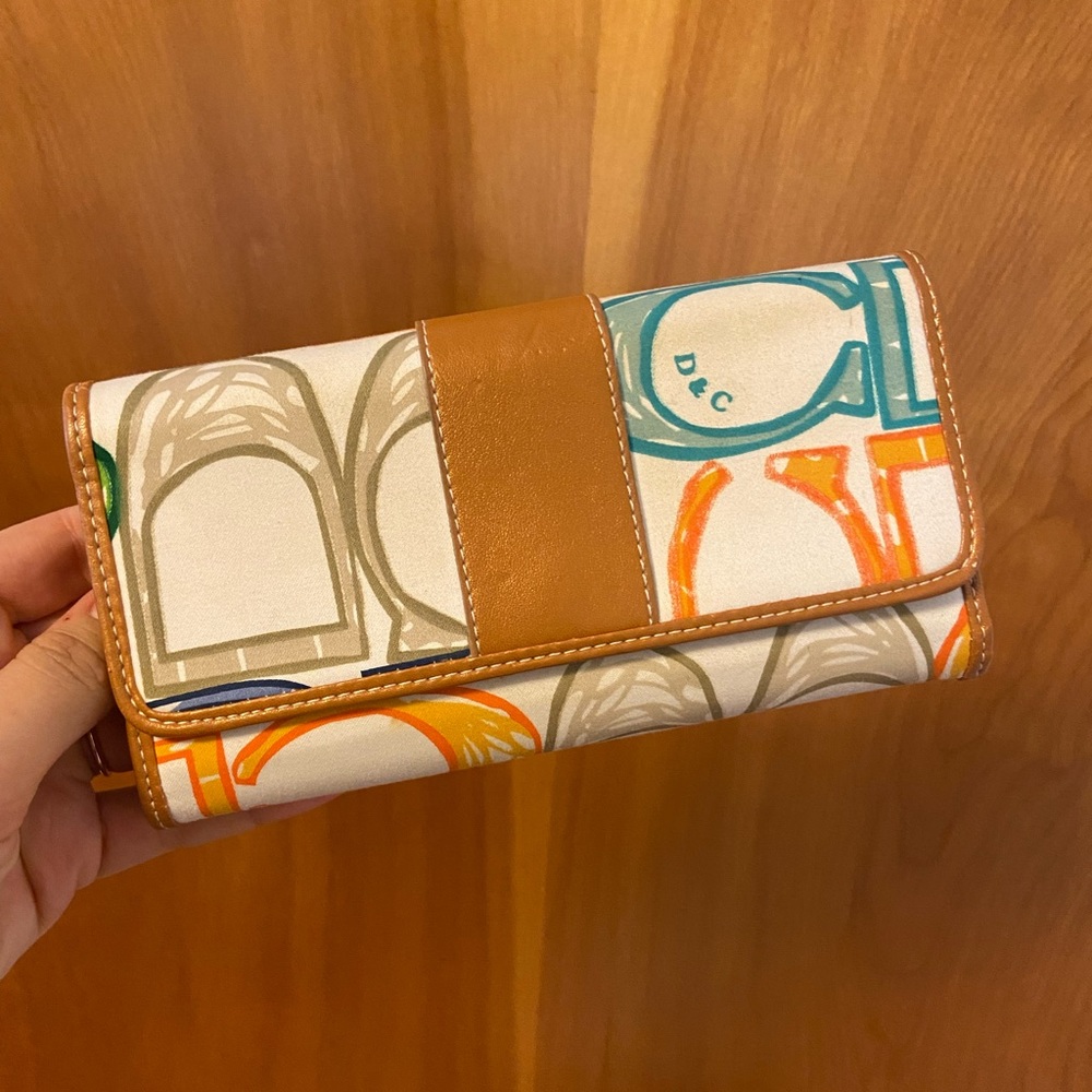 D&C wallet